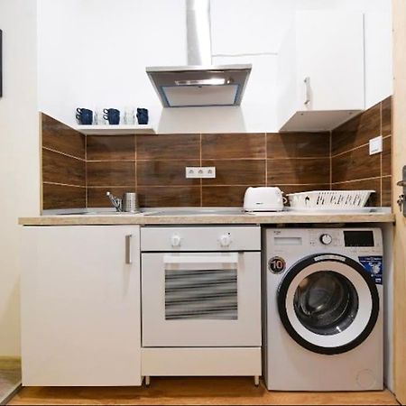1 Bedroom Flat In Nyar Str., Central Budapešť Exteriér fotografie